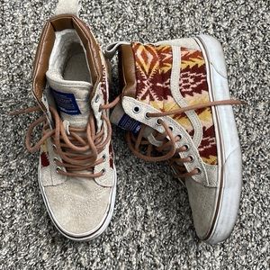 Pendleton x Vans Women’s size 8